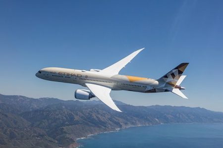 Etihad Airways to introduce Boeing 787 dreamliner to Barcelona