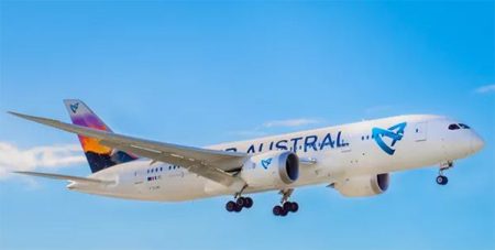 Air Austral immobilise dès ce jour son Boeing 787-8, F-OLRC