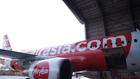 Inmarsat’s GX Aviation inflight broadband now available with leading low-cost airline AirAsia