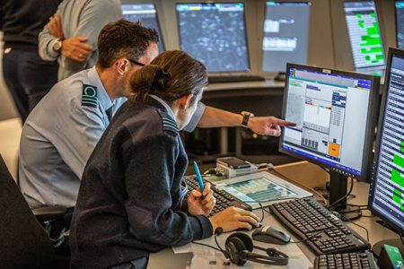 skeyes et la Défense gèrent ensemble l’espace aérien belge