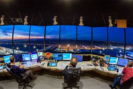 skeyes reçoit le paiement pour les services à prester aux aéroports régionaux et à l’aéroport national