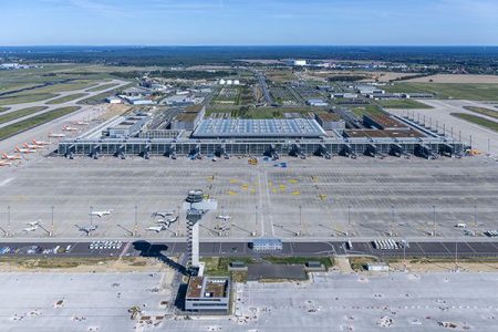 Airport company does not expect air traffic to recover to pre-crisis levels until 2025