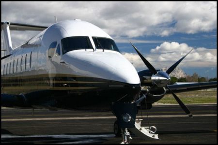 Twin Jet adapte son programme