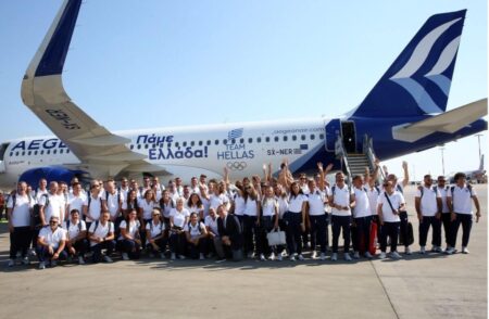 Go Greece : la livrée olympique d’AEGEAN « Go Greece » : Une livrée exceptionnelle avec un message d’encouragement pour le transport de l'équipe sportive grecque à Paris