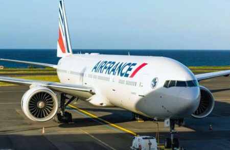 Air France : Une Envolée Historique pour 600 Jeunes Ultramarins vers les Jeux Paralympiques Ma Classe aux Jeux : Air France transporte 600 jeunes ultramarins à Paris pour une aventure unique aux Paralympiques 2024.