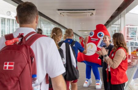 Air France et les Jeux de Paris 2024 Jeux Olympiques et Paralympiques de Paris 2024 : Air France a déjà accueilli plus de 9 000 accrédités de plus de 150 nationalités à bord de ses avions.