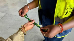 Bordeaux Aéroport déploie le programme Tournesol pour mieux accompagner les passagers en situation de handicap invisible