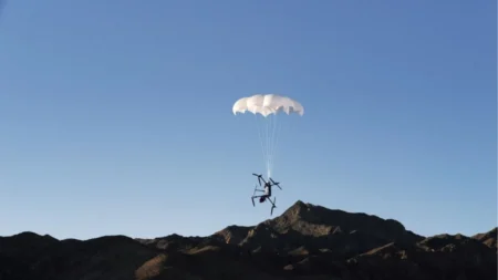 DJI lance le parachute AP100 pour Matrice 400